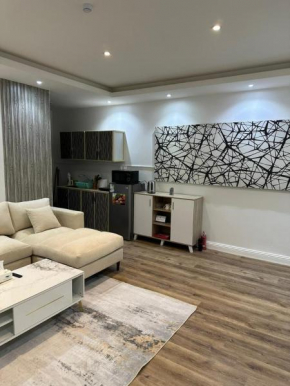 LP25 - Charming 1BR Apt near Riyadh Front